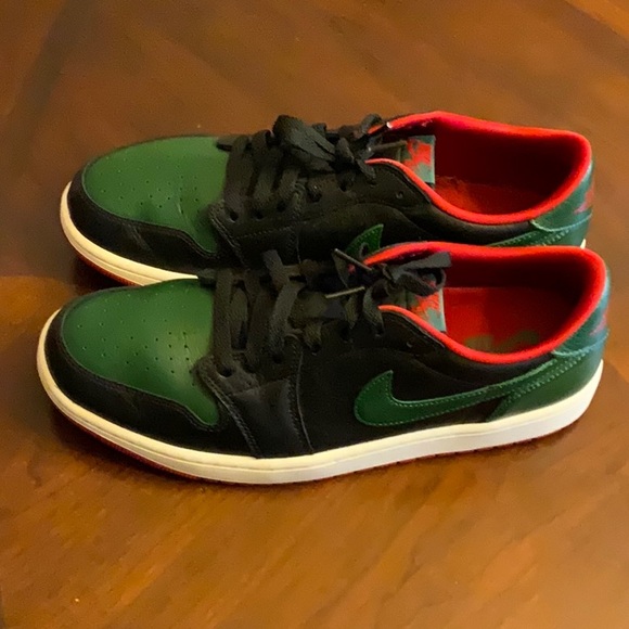 Air Jordan 1 Retro Low OG, Black/Green - Picture 3 of 11